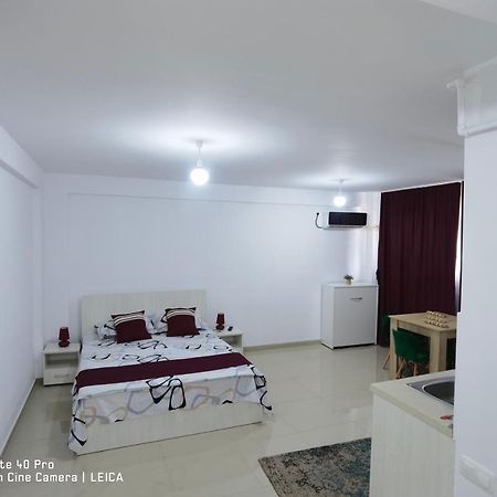 Appartement Garsoniera De La Mare à Mangalia Extérieur photo