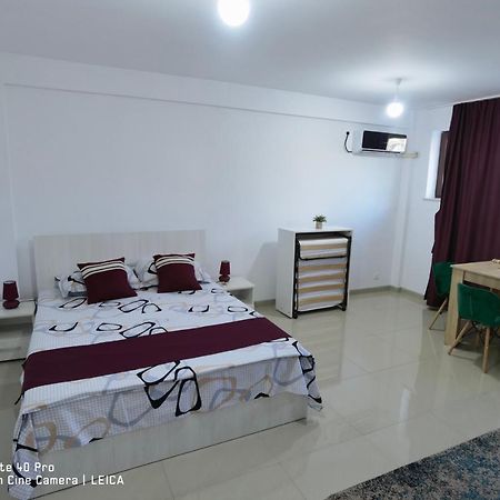 Appartement Garsoniera De La Mare à Mangalia Extérieur photo
