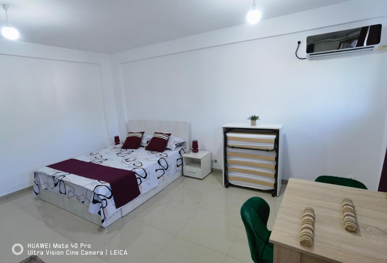 Appartement Garsoniera De La Mare à Mangalia Extérieur photo