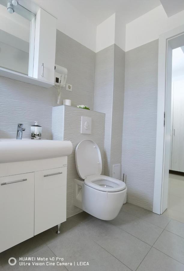 Appartement Garsoniera De La Mare à Mangalia Extérieur photo